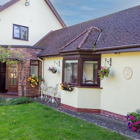 The Cottage On The Common Tenbury Exterior photo